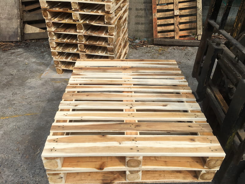 pine-pallet